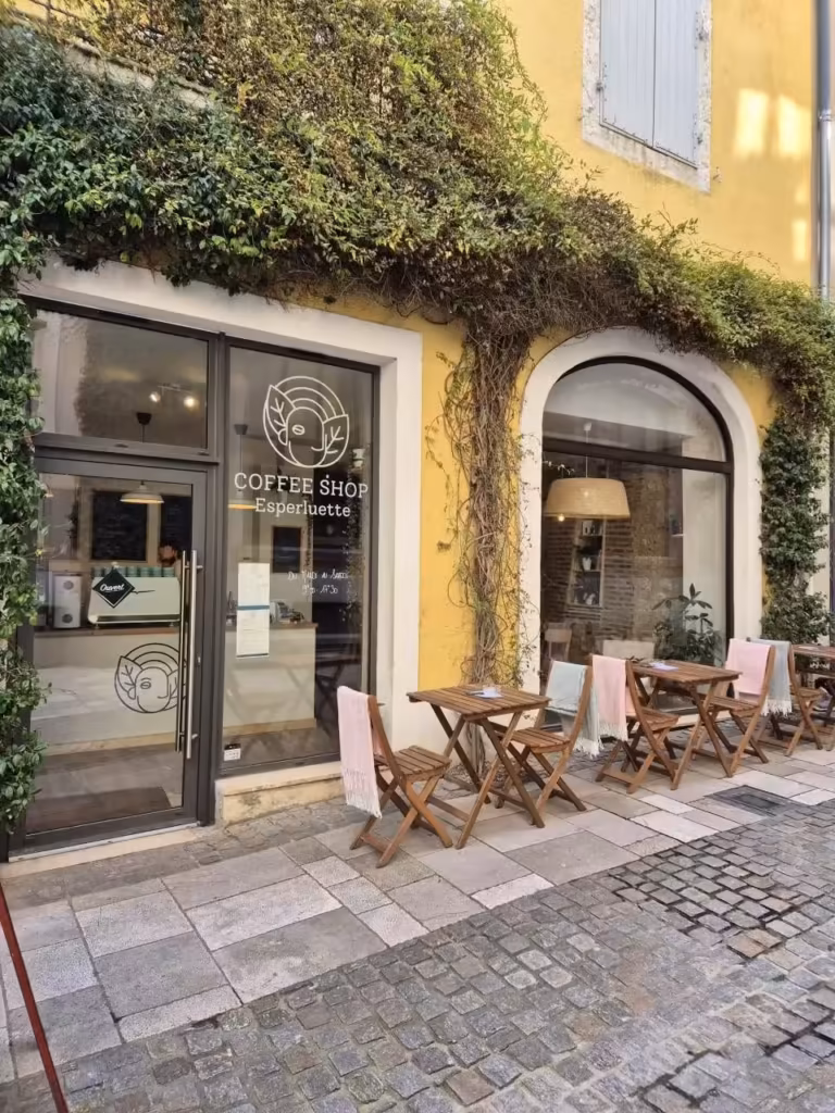 COFFEE SHOP ESPERLUETTE — photo 2